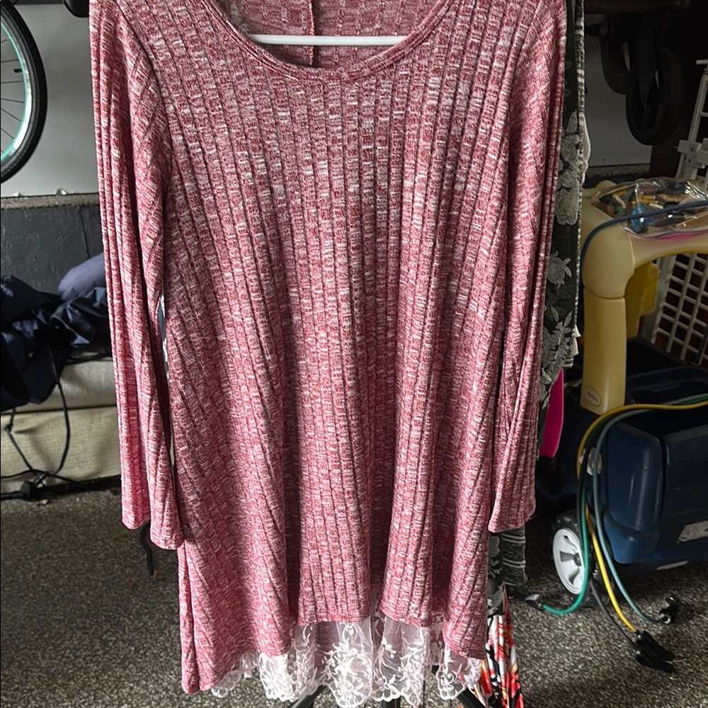 Chris & Carol Pink Ruffled Ribbed Tunic - Picture 4 of 4